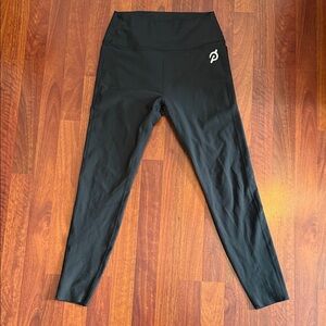 Excellent Peloton Cadent Black High-Waisted Leggings - Large